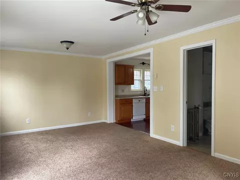 Living - 304 E Campbell Ave, Sherrill, NY 13461 photo 6 of 7