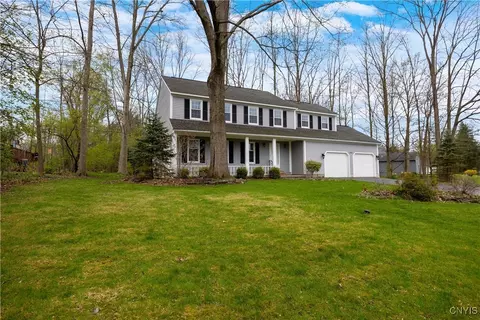 3478 Melvin Dr N, Lysander, NY 13027