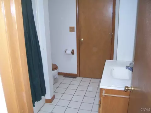 Bath - 117 E Sycamore St, Rome, NY 13440 photo 3 of 3