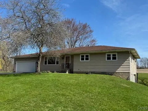 2155 Upper Lenox Ave, Oneida, NY 13421 photo 2