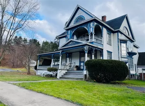 1 Brink St, Marathon, NY 13803