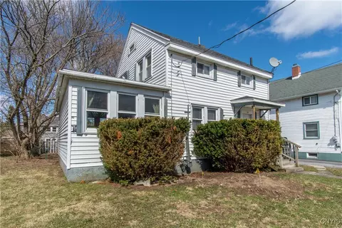 147 Stuart St, Watertown, NY 13601