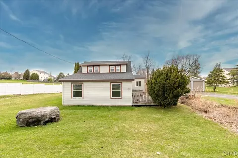 8241 E Seneca, Manlius, NY 13104