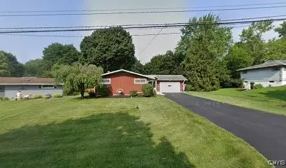 111 Ronnell Dr, Geddes, NY 13219