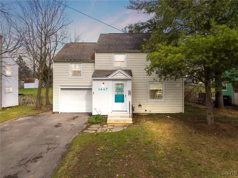 1447 Comstock Ave, Syracuse, NY 13210