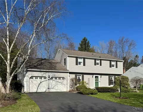 7351 Westgate Ln, Salina, NY 13090