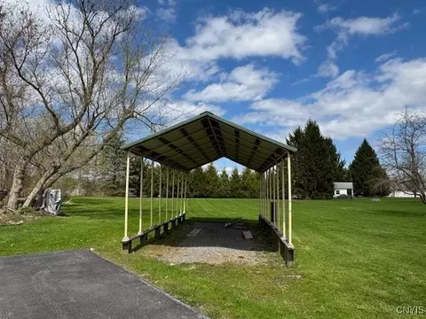 Exterior - 4159 Sholtz Rd, Vernon, NY 13476 photo 8 of 9
