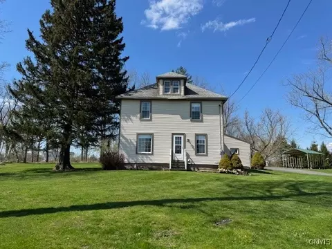 Exterior - 4159 Sholtz Rd, Vernon, NY 13476 photo 2 of 9