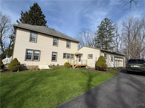 Exterior - 4159 Sholtz Rd, Vernon, NY 13476 photo 7 of 9