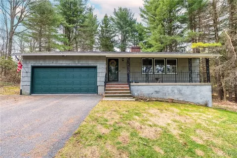 2070 Wright Rd, Cazenovia, NY 13035