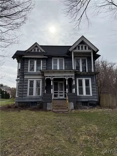 620 Court St, Syracuse, NY 13208