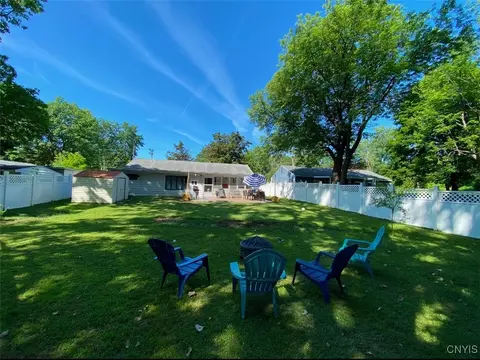 Exterior - 12 Drovers Ln, Syracuse, NY 13214 photo 6 of 6