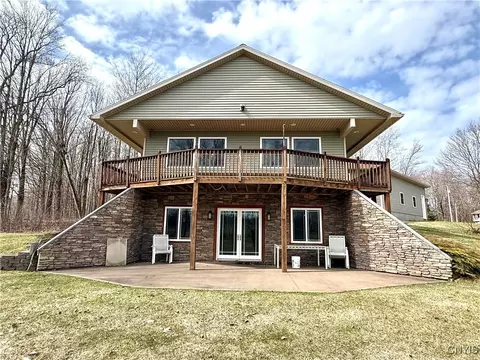 8110 New Floyd Rd, Floyd, NY 13440