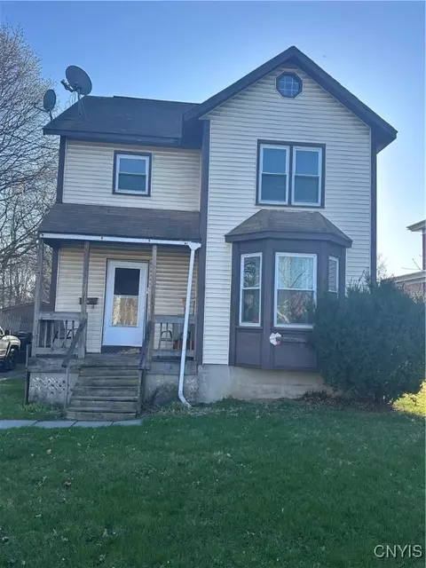 918 Midland Ave, Syracuse, NY 13205