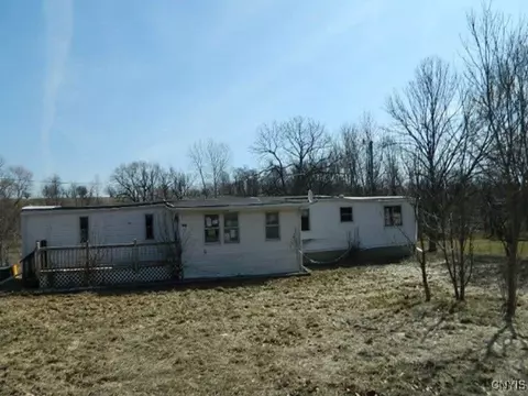655 Perry Rd, Covington, NY 14525