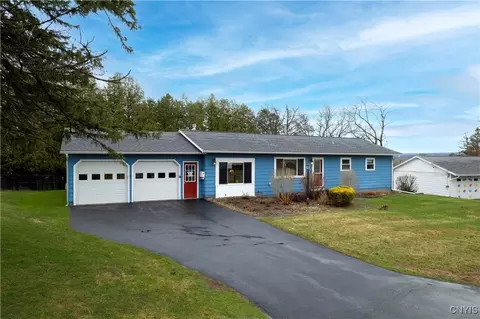 5 Sequoia Ave, Whitestown, NY 13492