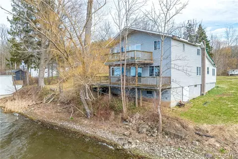 429 Main St, Sterling, NY 13156