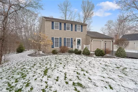 3169 Reston Dr, Lysander, NY 13027