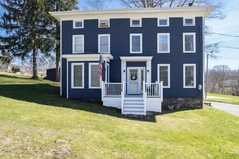 43 Pulaski St, Mexico, NY 13114