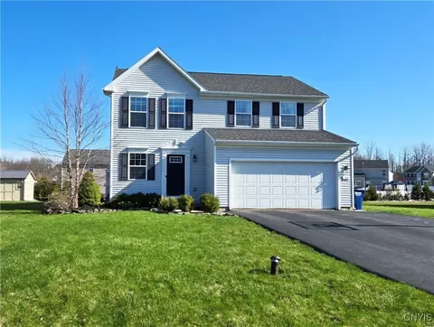 148 Shetland Pl, Warners, NY 13164
