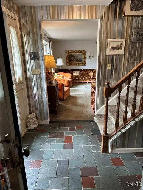 Entry Way - 711 Scott Ave, Syracuse, NY 13224 photo 2 of 2