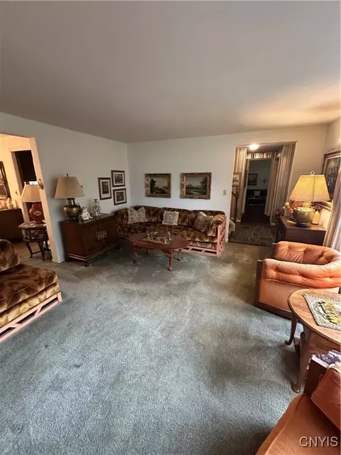 Living - 711 Scott Ave, Syracuse, NY 13224 photo 2 of 7