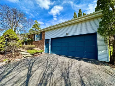 Exterior - 711 Scott Ave, Syracuse, NY 13224 photo 3 of 5