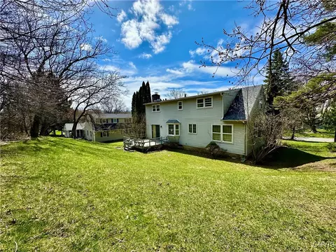 Exterior - 711 Scott Ave, Syracuse, NY 13224 photo 5 of 5