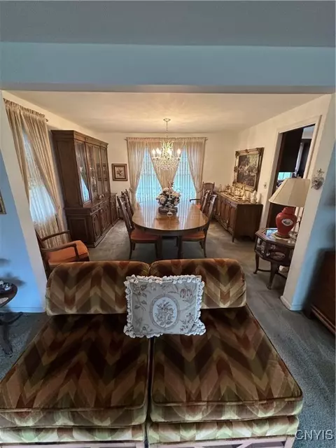 Dining - 711 Scott Ave, Syracuse, NY 13224 photo 1 of 3