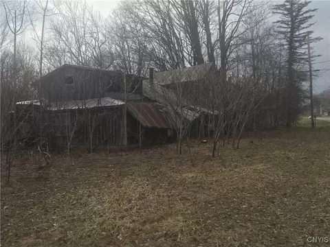 2805 State Route 13, Albion, NY 13302