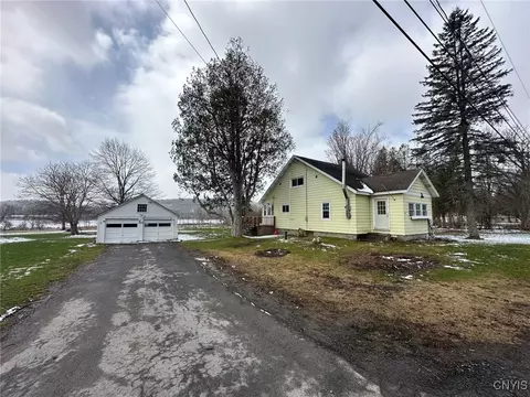 4242 Us Highway 20, Warren, NY 13439