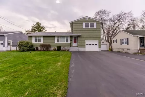 306 Helen St, North Syracuse, NY 13212