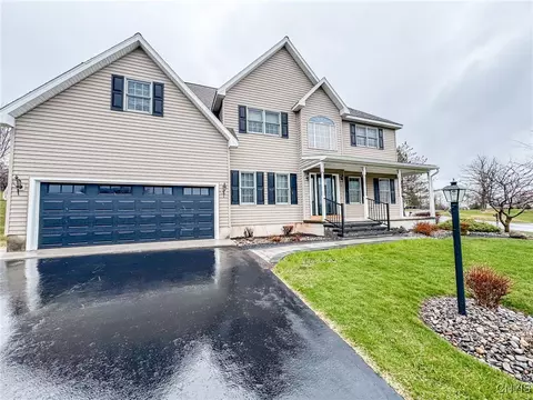 2 Morningside Dr, Owasco, NY 13021