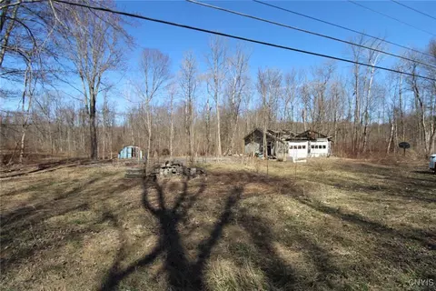 4550 State Route 49, Schroeppel, NY 13069