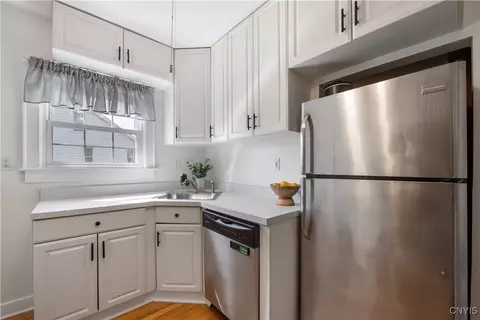Kitchen - 4815 James St, East Syracuse, NY 13057 photo 2 of 4