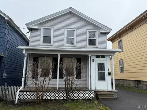261 W 5th St, Oswego, NY 13126