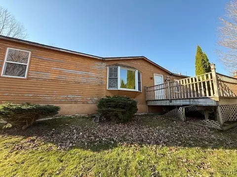 7188 Klock Rd, Lenox, NY 13032