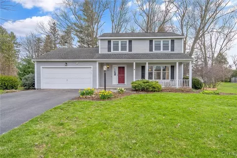 7834 Restmoor Dr, Lysander, NY 13027