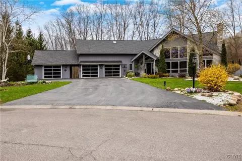 247 Kerryman Cir, Lysander, NY 13027