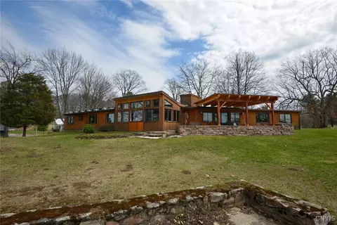 21857 Lake Ave, Alexandria, NY 13640