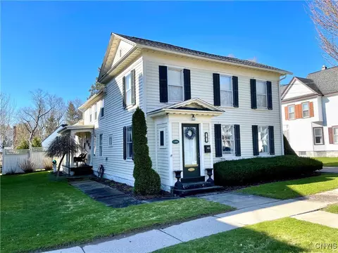 23 Cayuga St, Homer, NY 13077