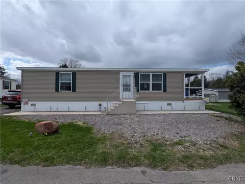 192 Lilac Ln, Van Buren, NY 13209