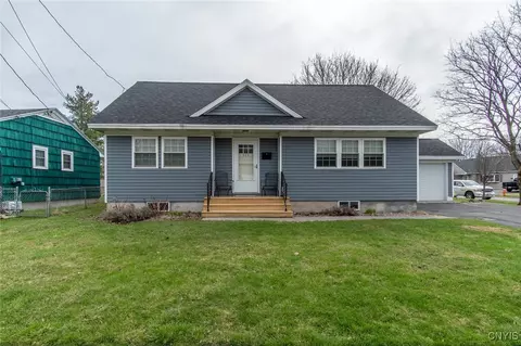 915 Holcomb St, Watertown, NY 13601
