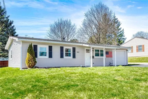 505 Keyes Rd, Utica, NY 13502