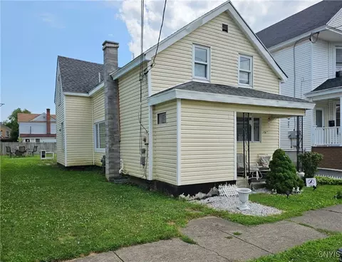 1567 West St, Utica, NY 13501