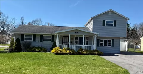 407 Deland Dr, Utica, NY 13502