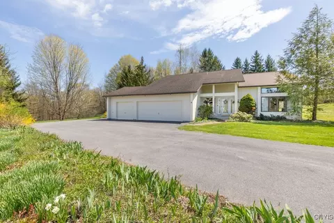 7464 Canton St, Van Buren, NY 13027