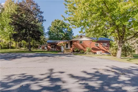 375 Centre St, Cape Vincent, NY 13618