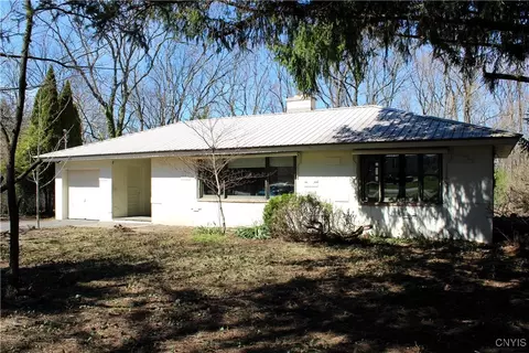 6057 E Seneca Tpke, Jamesville, NY 13078
