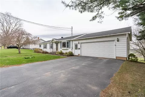 7594 E State St, Lowville, NY 13367